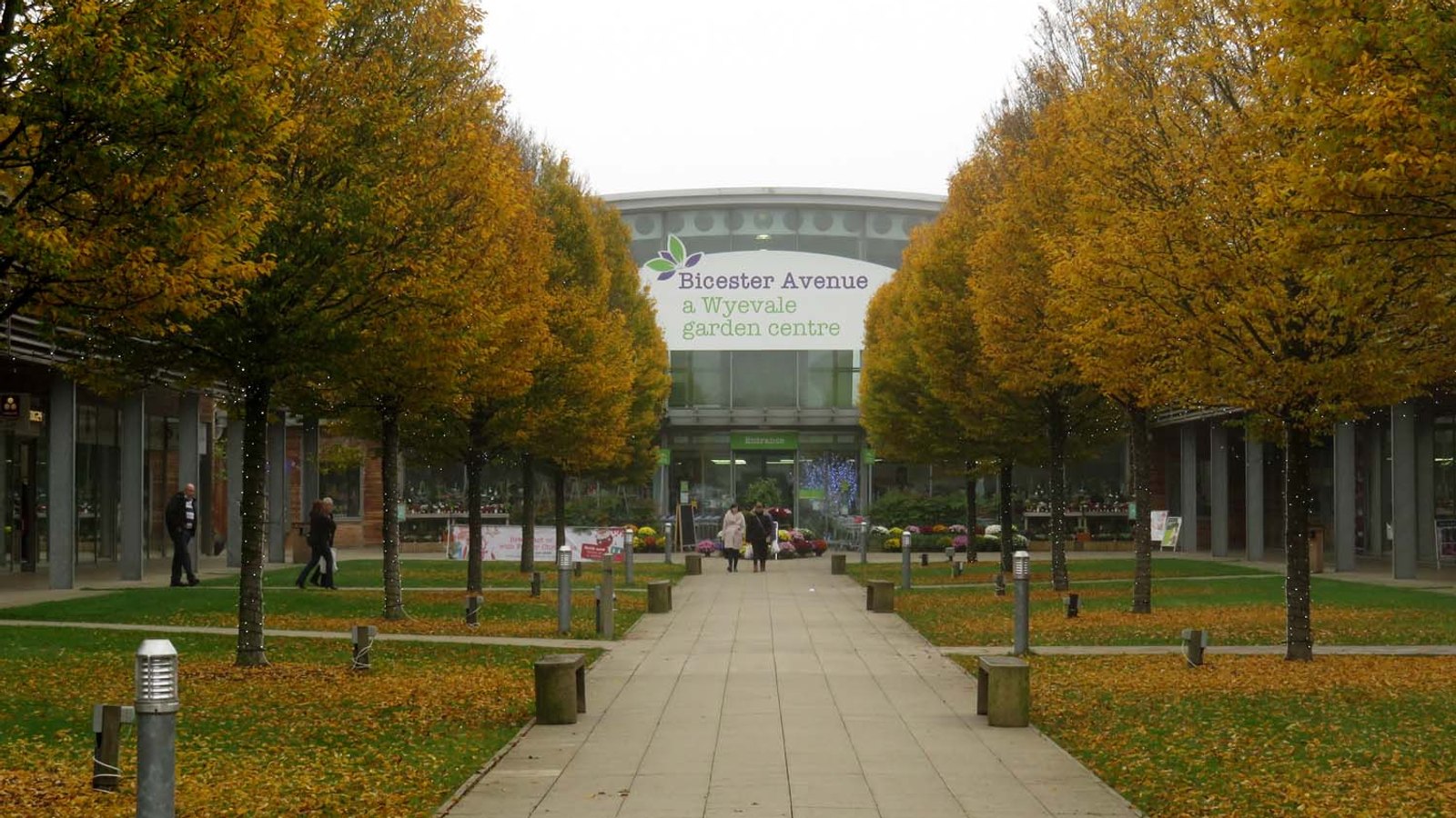 Bicester Avenue on Oxford Road, home to the Enchanted Garden Play Area for toddlers.