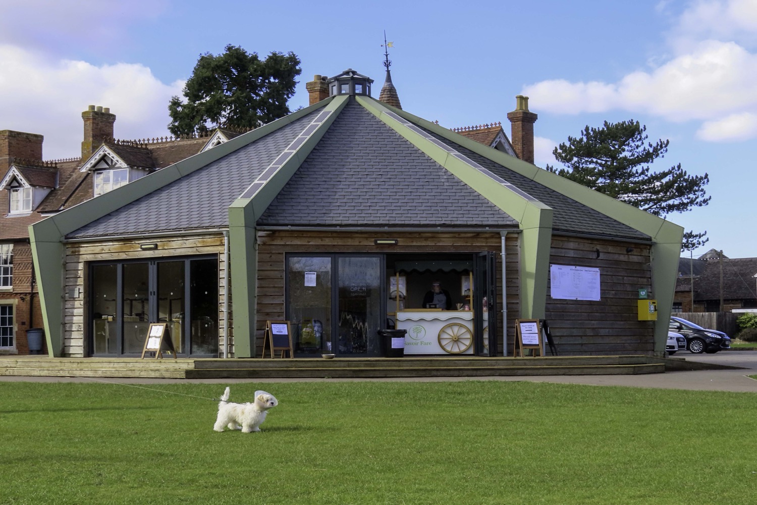 The park cafe pavilion in Garth Park, Bicester, photographed in February 2021.